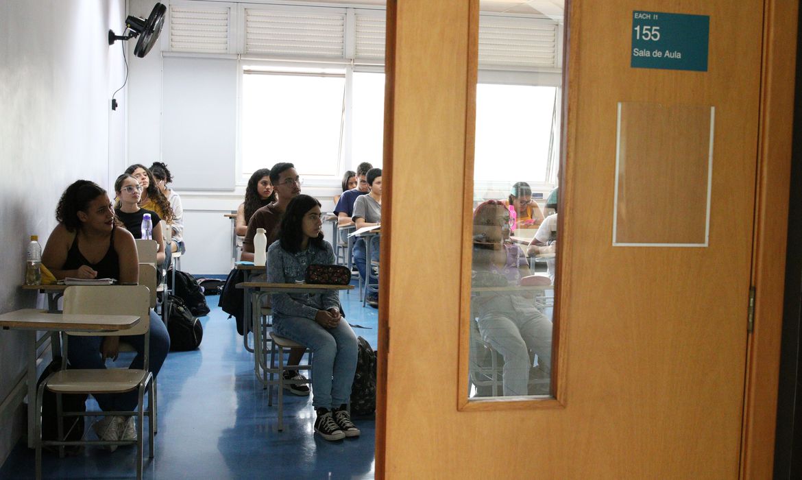 Cursinho USP Foto: Rovena Rosa