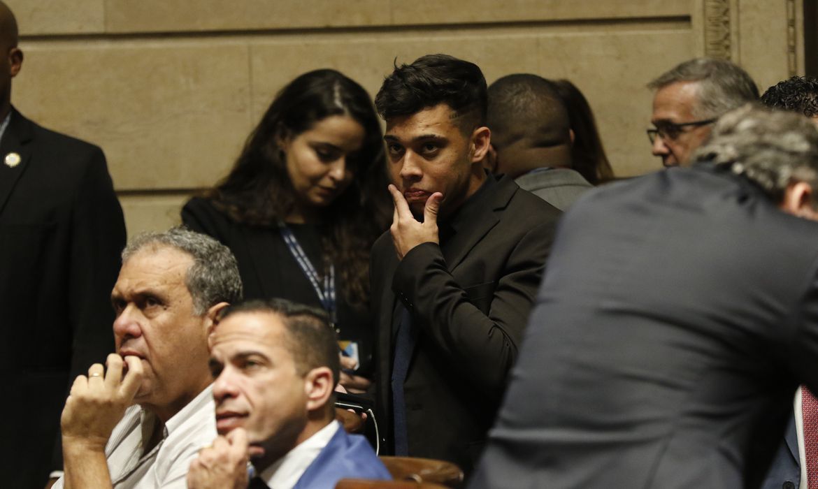 O vereador Gabriel Monteiro durante a votação da cassação de seu mandato na Câmara Municipal do Rio. Foto: Fernando Frazão