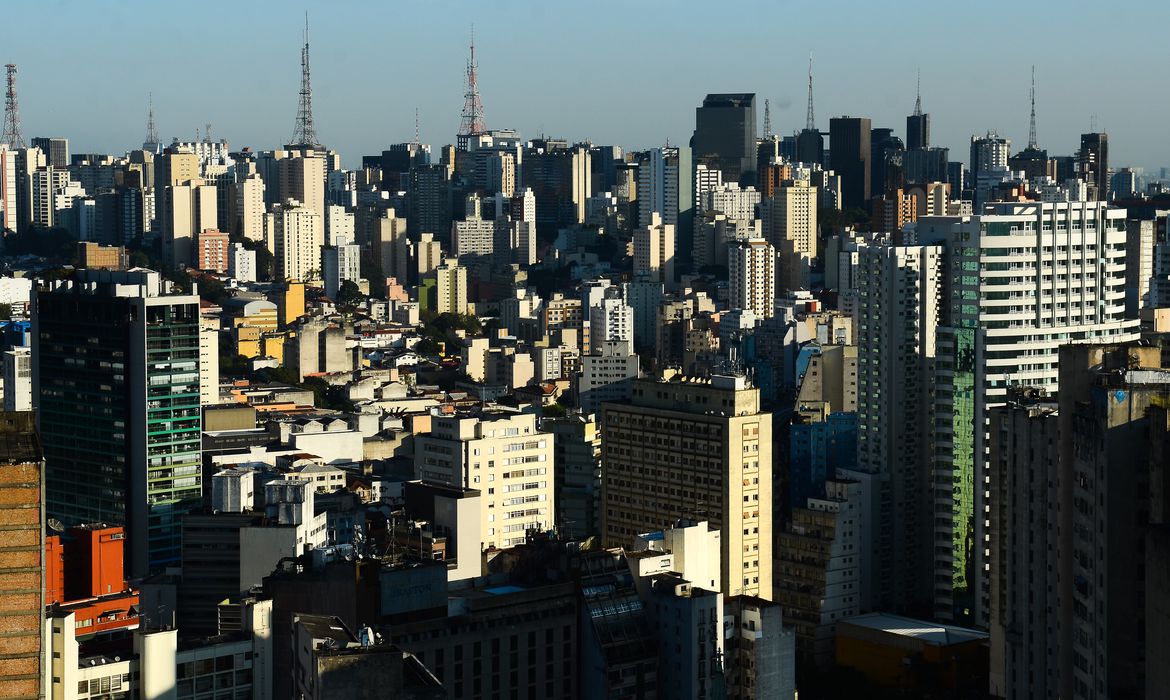 Vista do Edifício Itália, região central Foto: Rovena Rosa