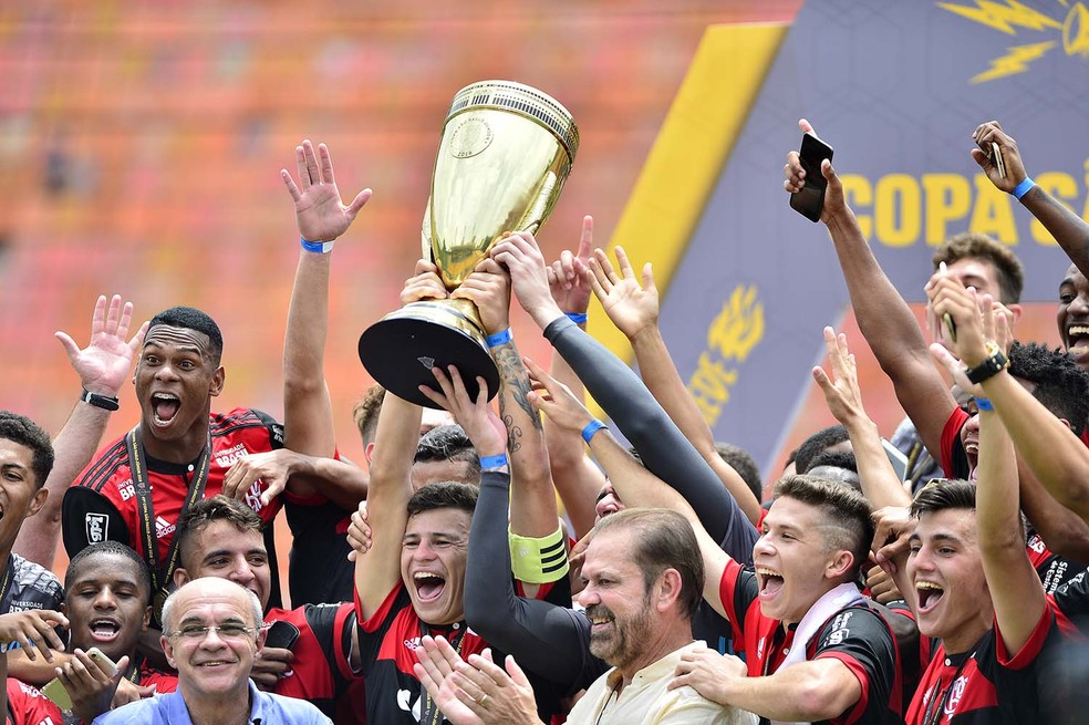 Flamengo foi campeão da Copinha e neste ano caiu na terceira fase da competição — Foto: Marcos Ribolli 