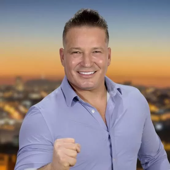 Redes sociais - Leandro Dourado 