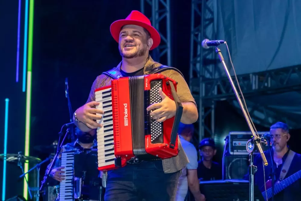 Foto: Divulgação | cantor Fábio Carneirinho