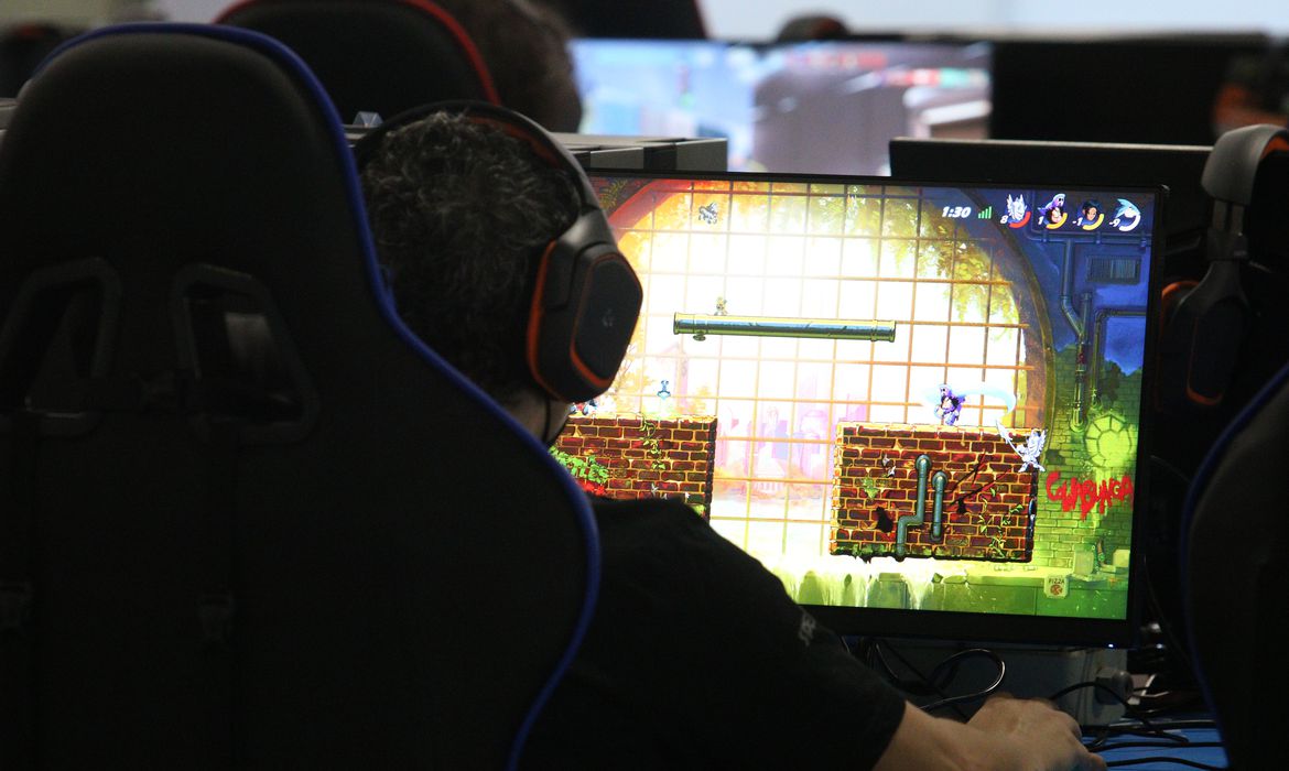 São Paulo - Arena do evento de tecnologia Campus Party - #CPBR13 -, no Complexo do Anhembi.