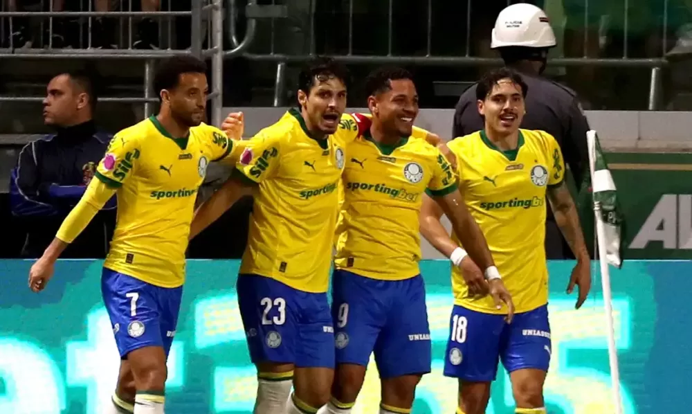 Foto: Reuters/Jean Carniel